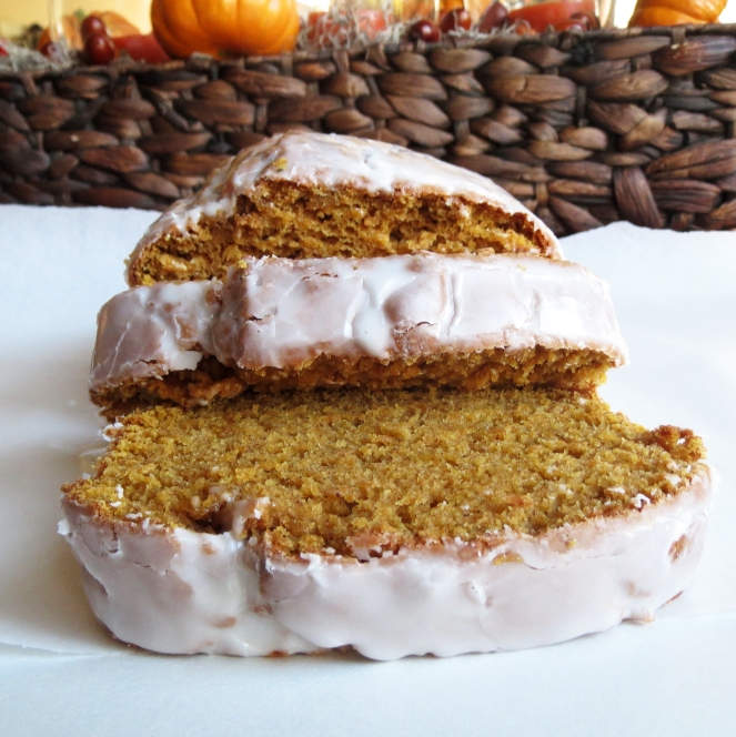 Starbucks Pumpkin Pound Cake - No butter, no oil I Rumbly in my Tumbly